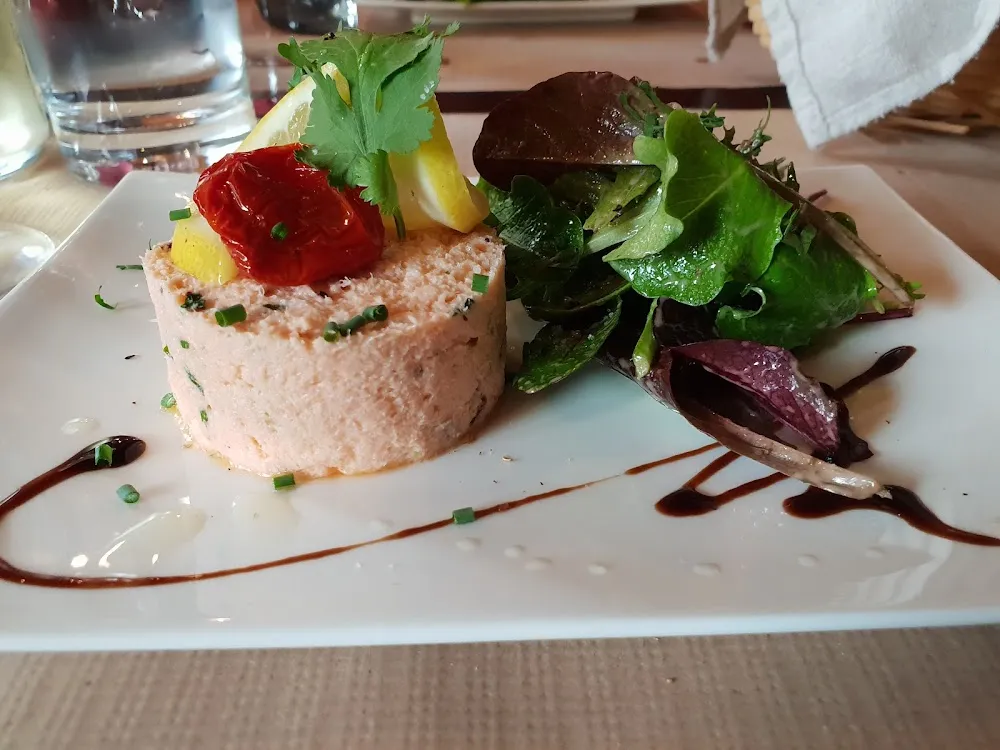 Salmon Rilliete For Starter